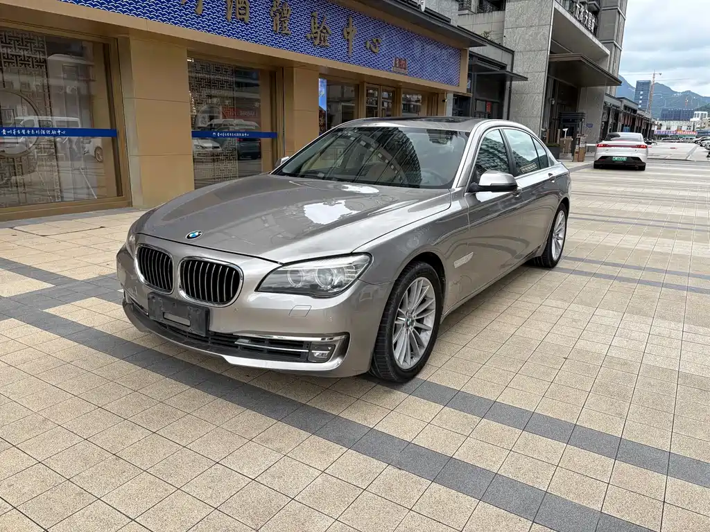BMW 7 Series 2014款 730Li 臻享型 купить на сайте DeffCars