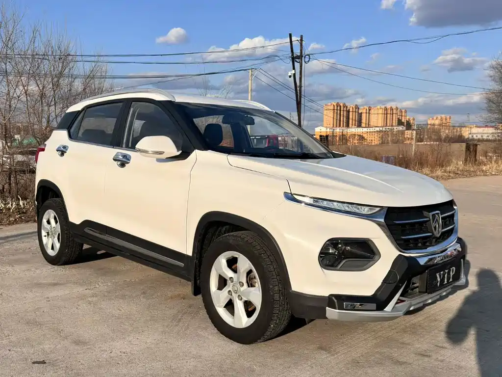 Baojun 510 2017 1.5L manual fashion model купить на сайте DeffCars