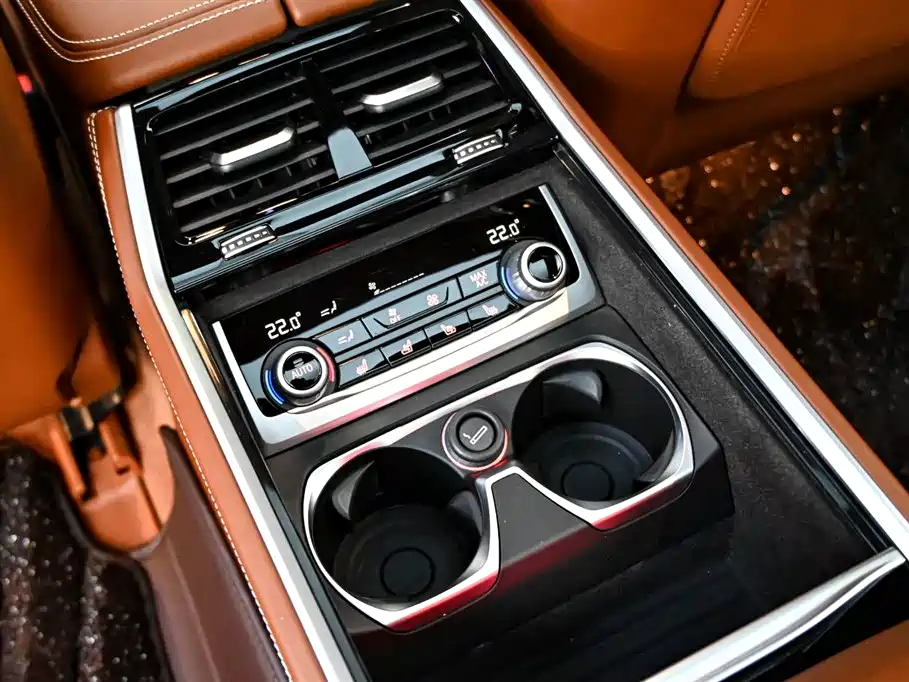 BMW 7 Series 2018 740Li xDrive Exclusive M Sports Package купить на сайте DeffCars