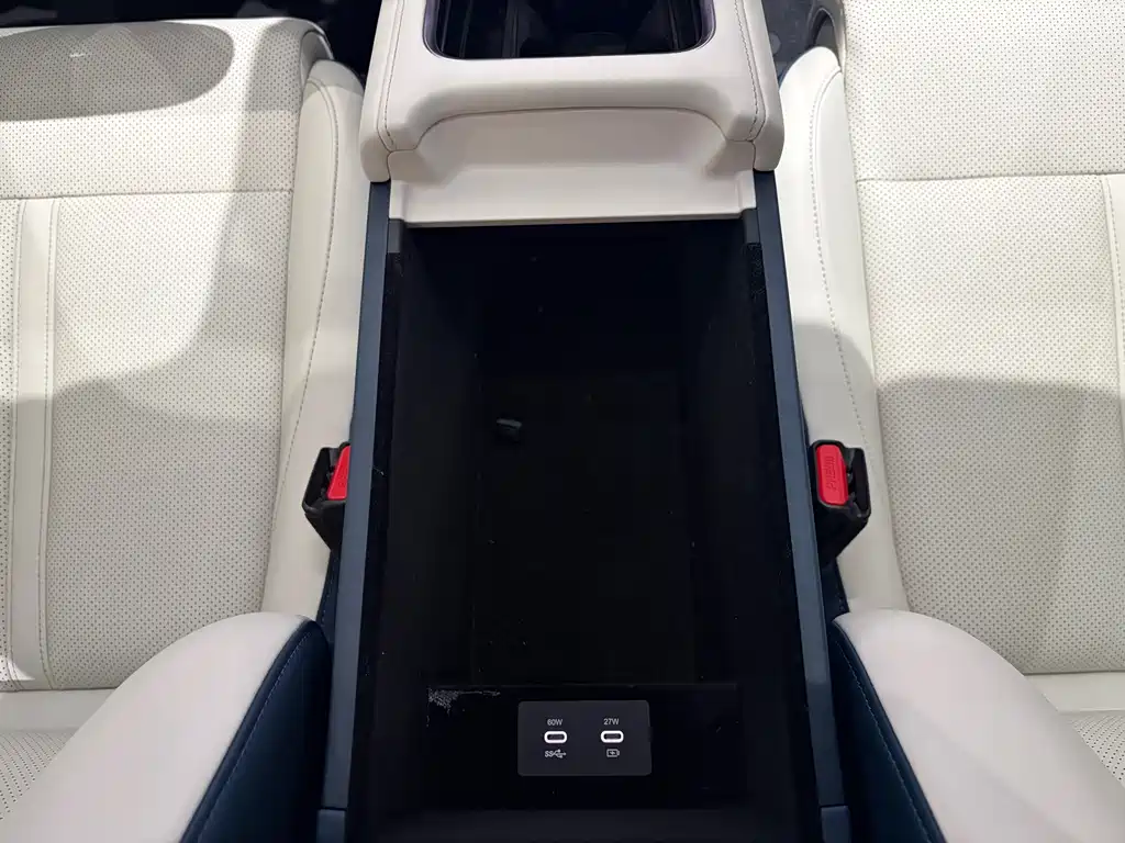 Jikrypton 007 2024 four-wheel drive smart driving version 75kWh купить на сайте DeffCars