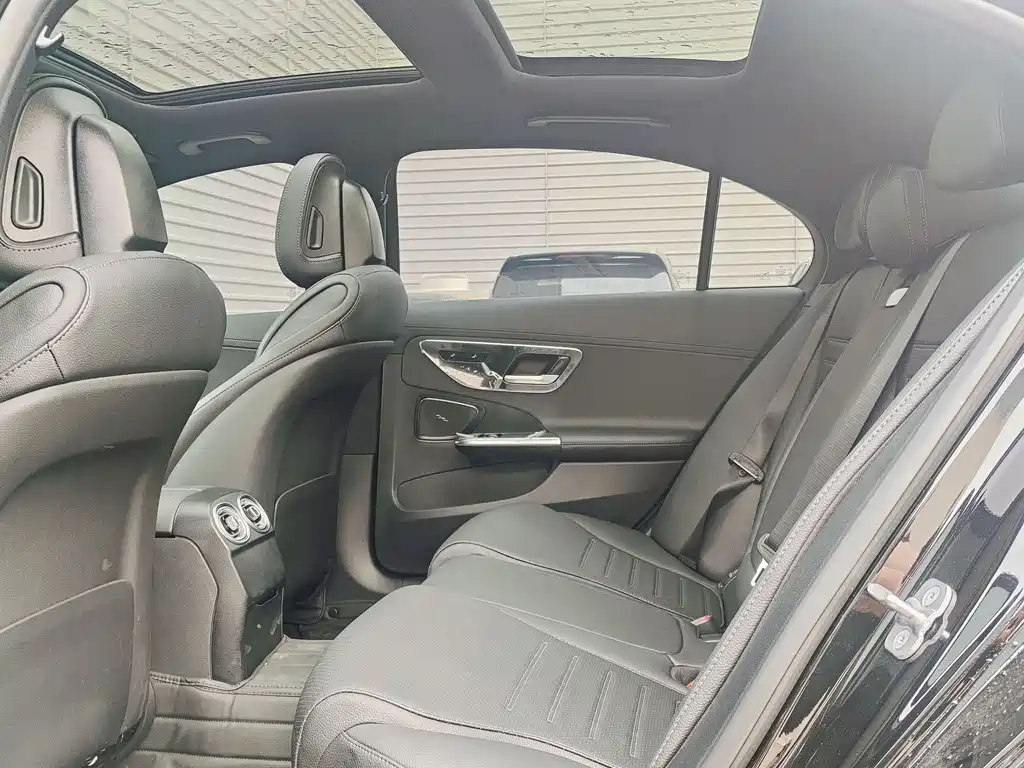 Mercedes-Benz C-Class 2025 C 260 L Sports Edition купить на сайте DeffCars