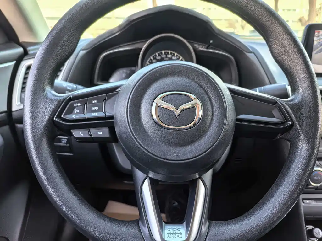 Mazda3 Angkesela 2019 Cloud Control Edition Sedan 1.5L Automatic Luxury Type National V купить на сайте DeffCars