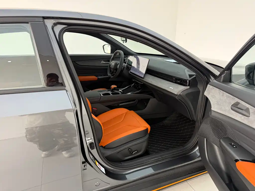 Changan UNI-V 2025 1.5T 500Bar premium sports model купить на сайте DeffCars