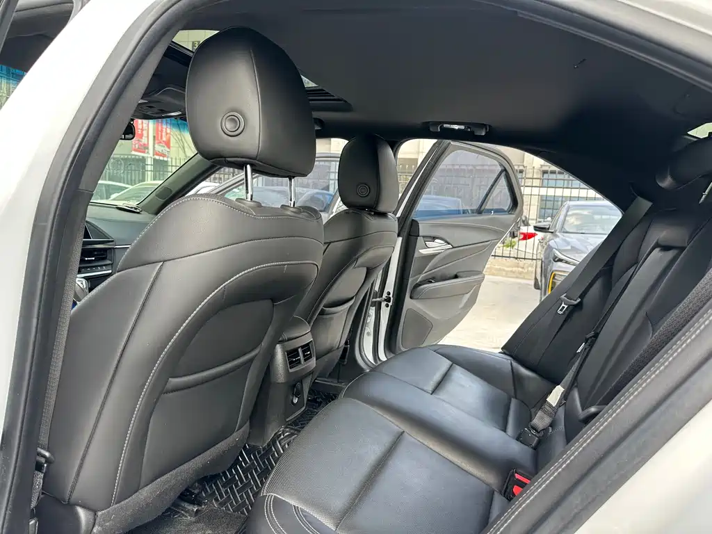 Cadillac CT4 2023 25T luxury model купить на сайте DeffCars