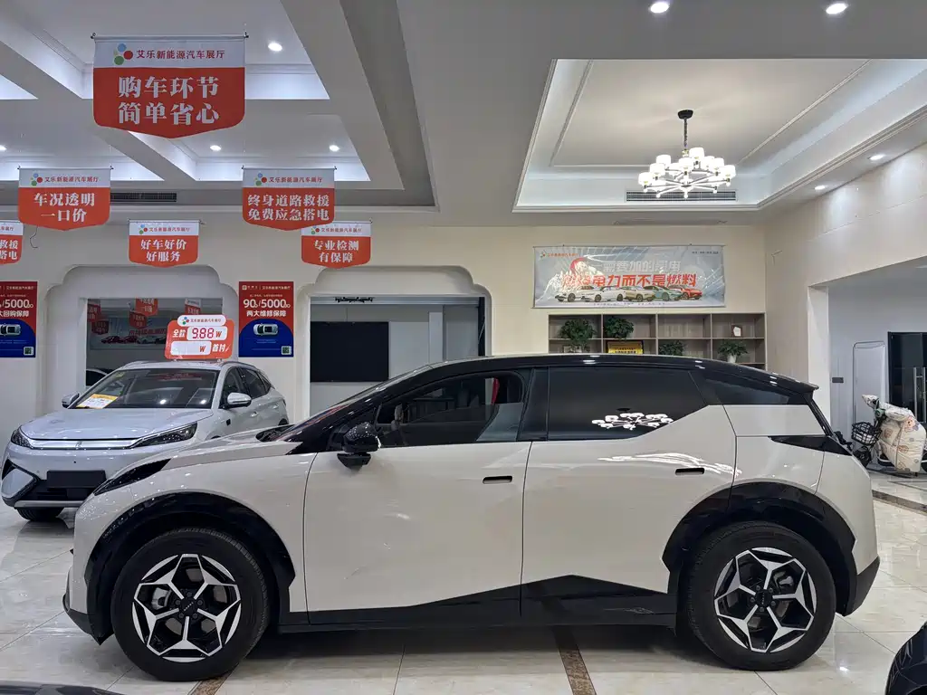 Jikrypton X 2025 five-seater rear-wheel drive version купить на сайте DeffCars