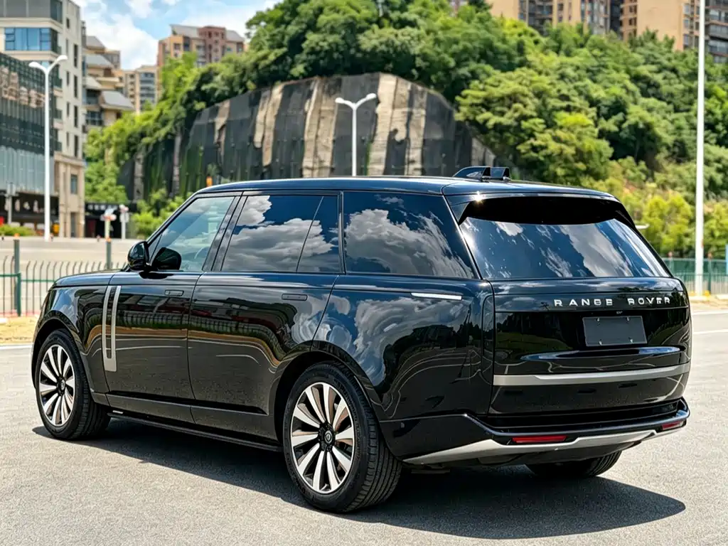 Range Rover 2024 3.0 L6 400PS Extended Edition купить на сайте DeffCars