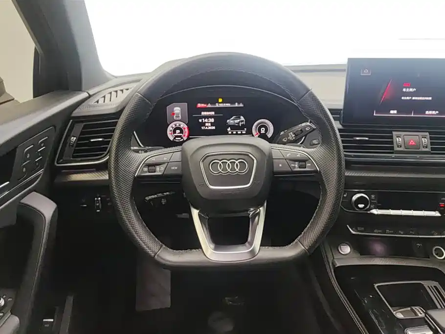 Audi Q5L Sportback 2021 40 TFSI luxury model купить на сайте DeffCars