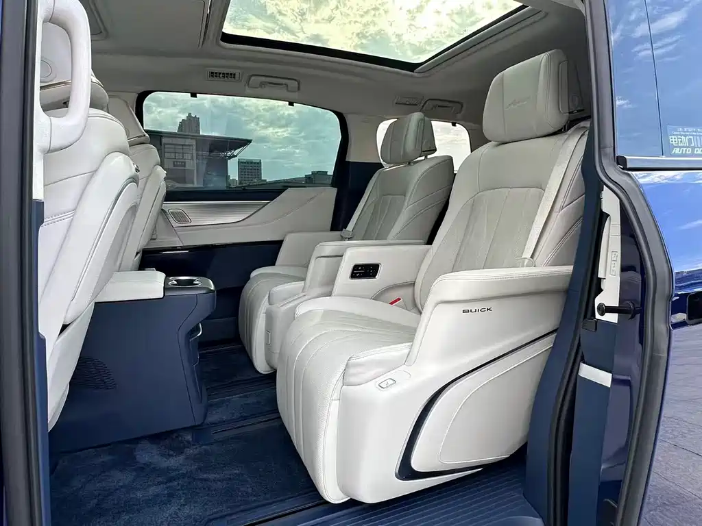 Buick GL8 New Energy 2024 Lu Zun Luxury Edition 6 seats купить на сайте DeffCars