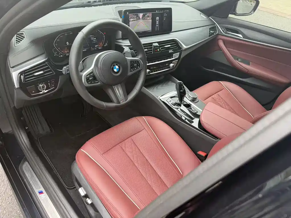 BMW 5 Series 2021 530Li xDrive M Sports Package купить на сайте DeffCars