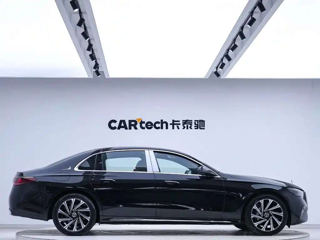 Mercedes-Benz E-Class 2024 E 300 L Luxury Model купить на сайте DeffCars