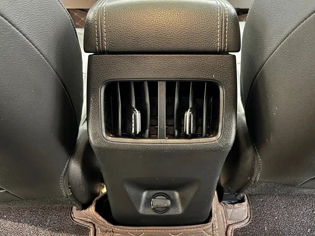 Beijing Hyundai ix35 2020 2.0L automatic two-wheel drive Zhiyong·Enjoy Edition купить на сайте DeffCars