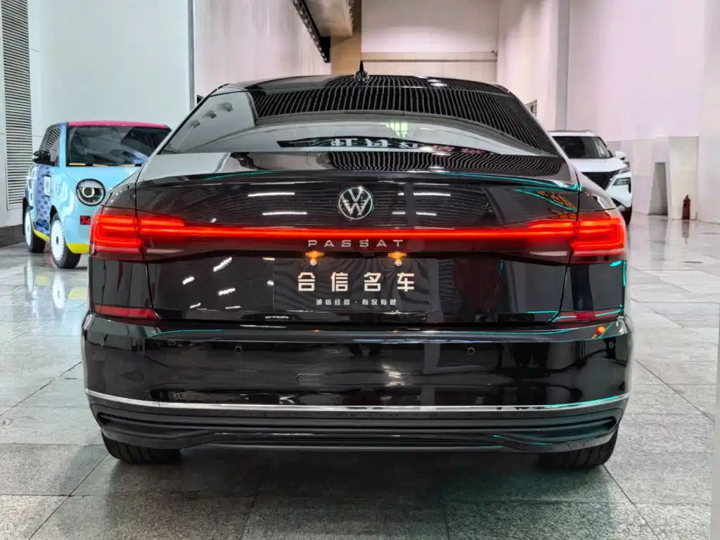 Passat 2025 Outstanding Model 330TSI Starry Sky Elite Edition купить на сайте DeffCars