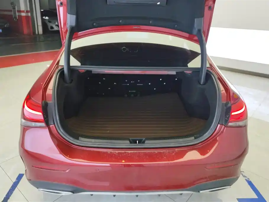 Mercedes-Benz A-Class 2020 Model Two A 180 L Sports Sedan купить на сайте DeffCars