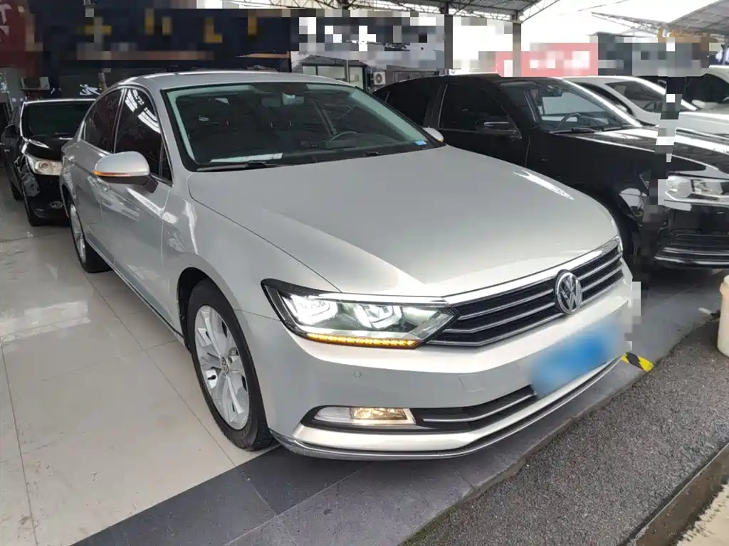 Magotan 2019 330TSI DSG luxury model National VI купить на сайте DeffCars