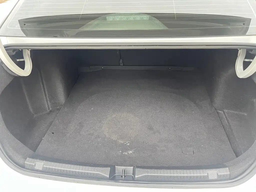 Lavida 2023 1.5L automatic full version купить на сайте DeffCars