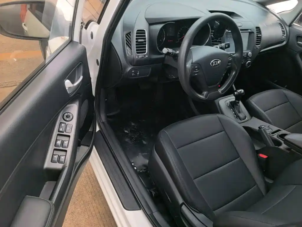 Kia K3 2015 1.6L automatic GL купить на сайте DeffCars