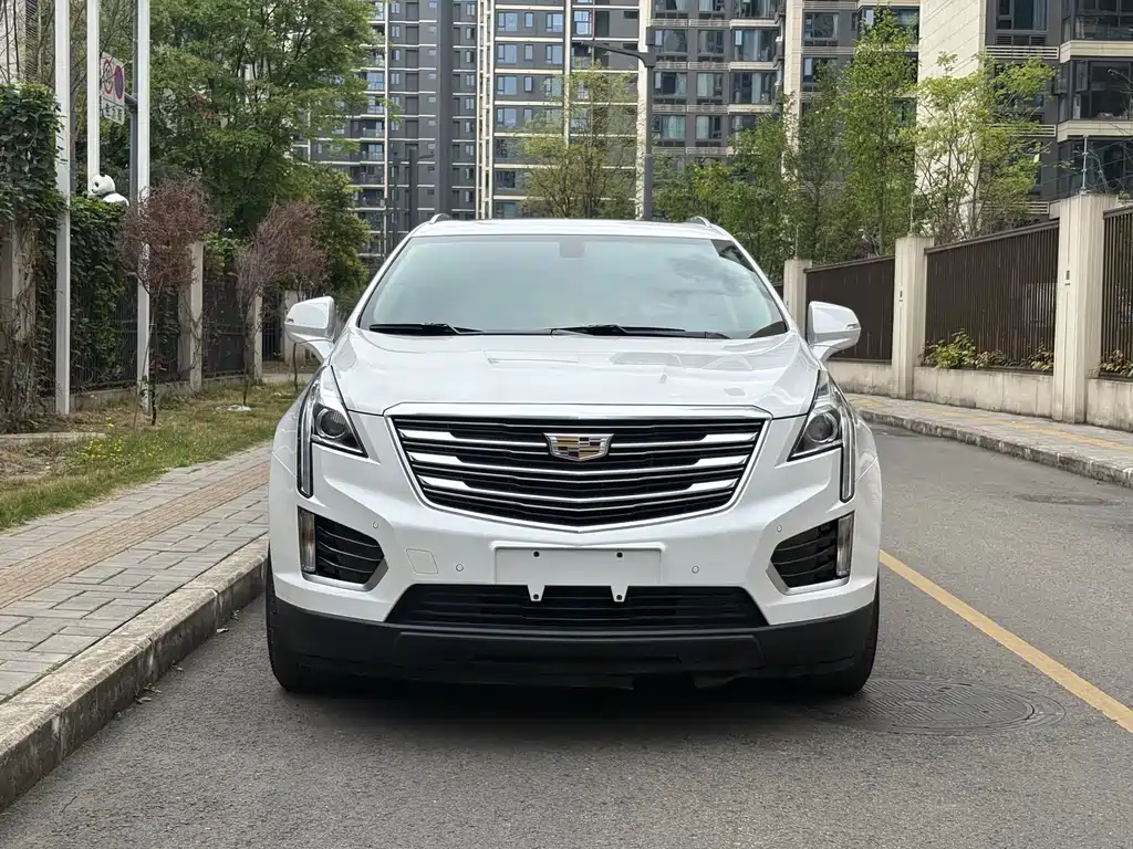Cadillac XT5 2018 25T luxury model купить на сайте DeffCars