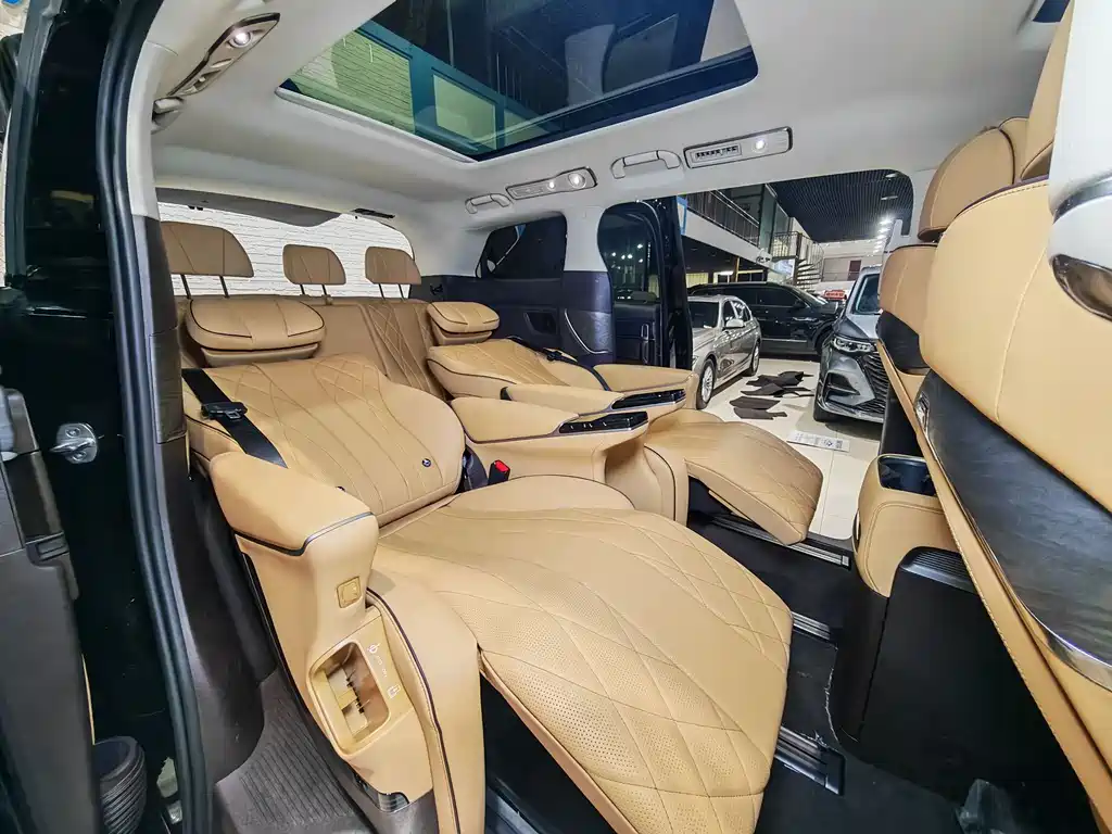 Denza D9 2024 DM-i 980 four-wheel drive premium model купить на сайте DeffCars