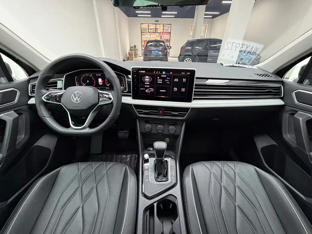 Tiguan L 2023 280TSI automatic two-wheel drive Chaochuang limited edition купить на сайте DeffCars