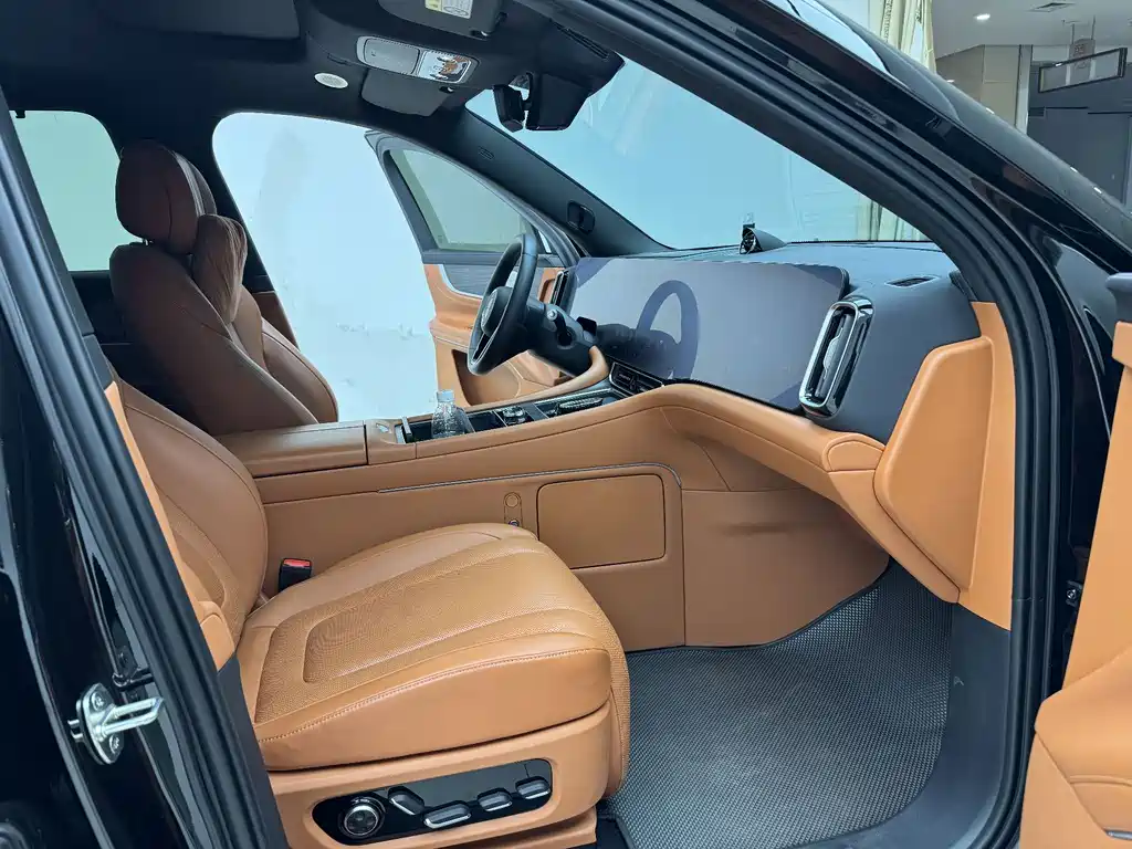 Wenjie M9 2024 extended range Max version 42kWh 6-seater version купить на сайте DeffCars