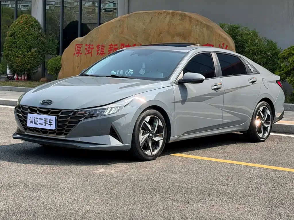 Elantra 2021 1.5L CVT LUX Premium Edition купить на сайте DeffCars