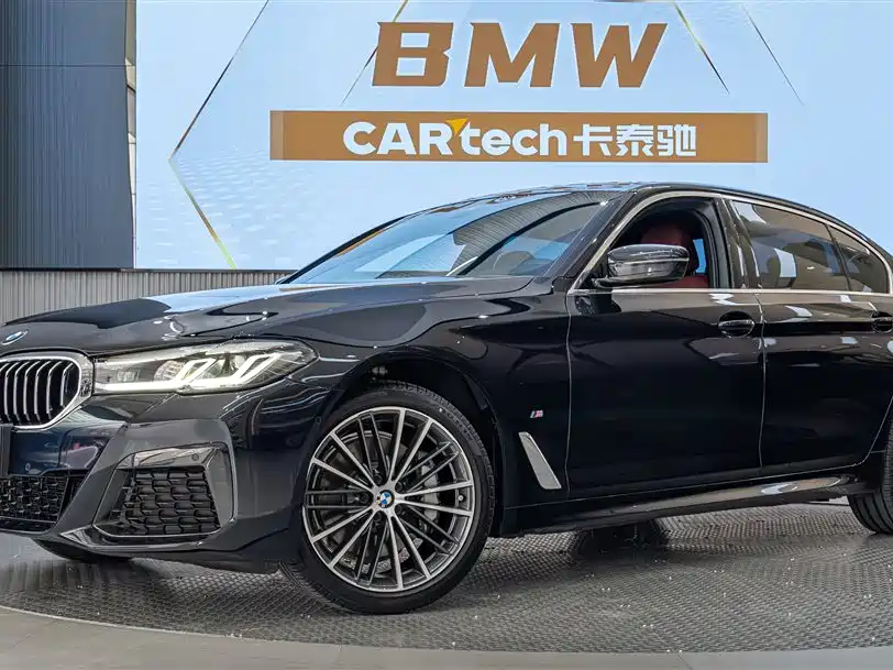 BMW 5 Series 2023 530Li Leading M Sports Package купить на сайте DeffCars