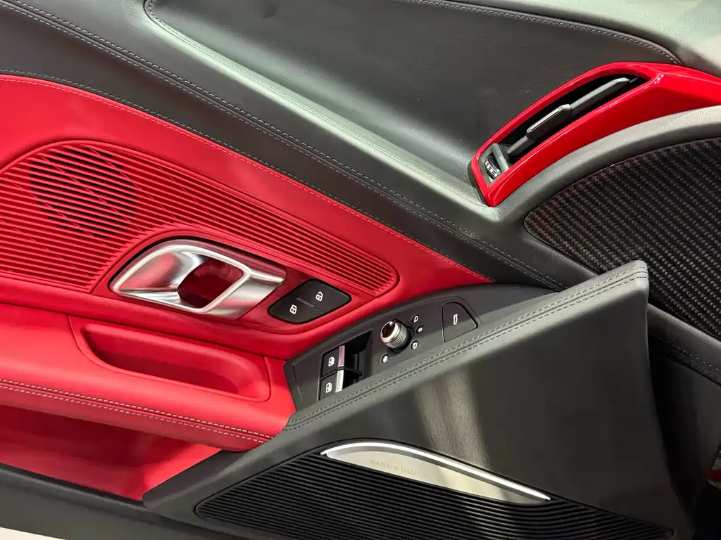 Audi R8 2022 V10 Coupe performance купить на сайте DeffCars