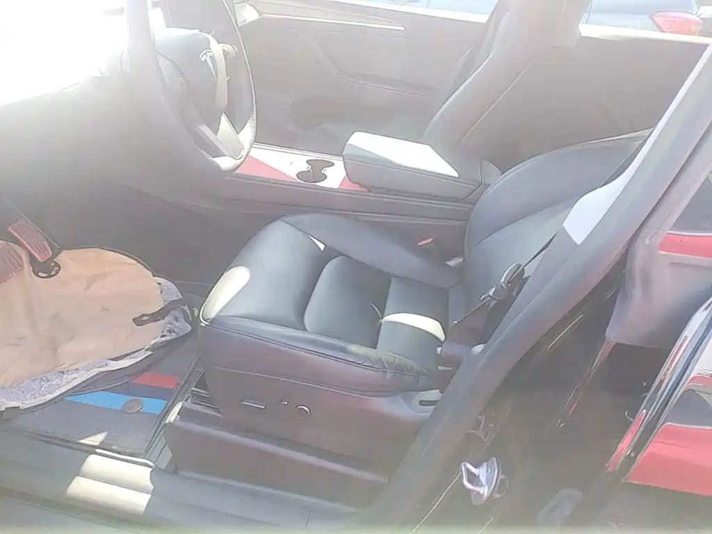 Model Y 2022 facelift rear-wheel drive version купить на сайте DeffCars