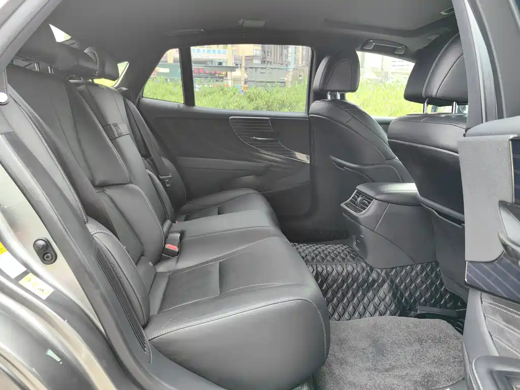 Lexus LS 2018 500h Excellence Edition National V купить на сайте DeffCars