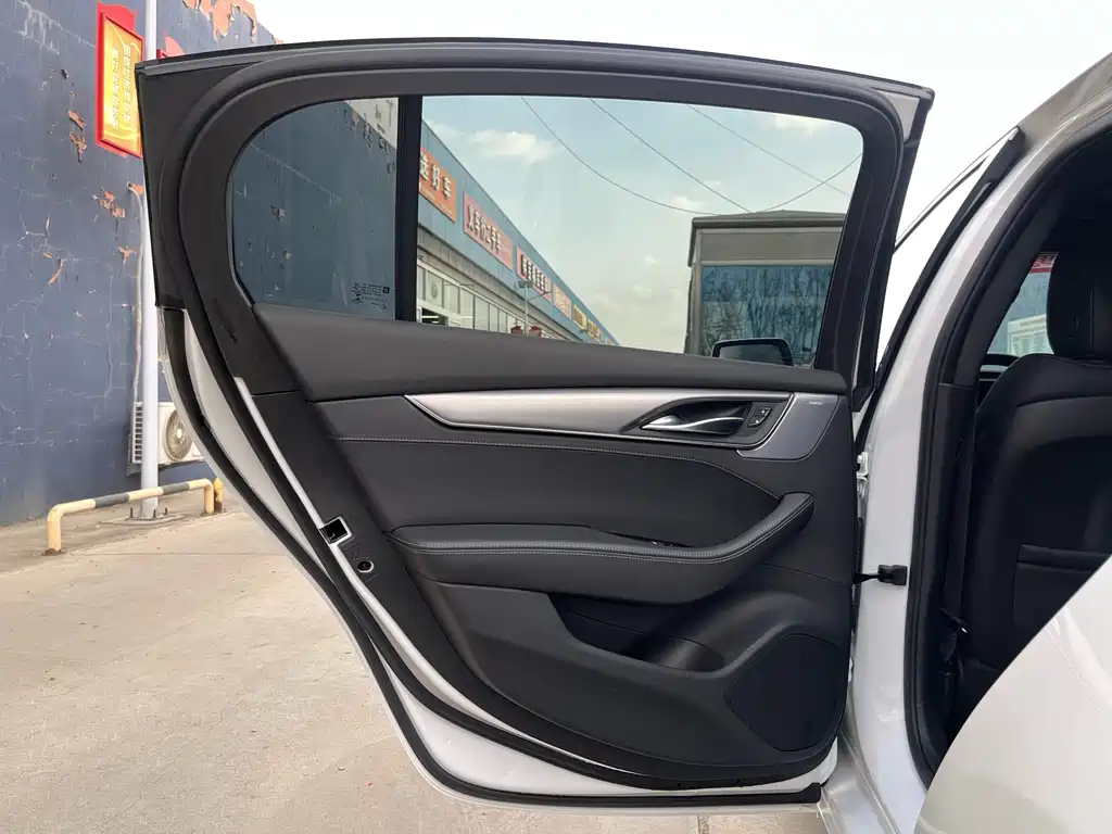 Cadillac CT5 2023 28T luxury model (standard version) купить на сайте DeffCars