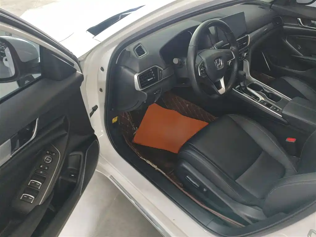 Accord 2022 260TURBO Deluxe Edition купить на сайте DeffCars