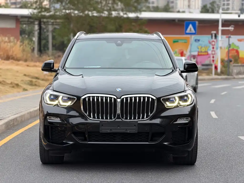 BMW X5 imported 2021 xDrive40i M sports package купить на сайте DeffCars