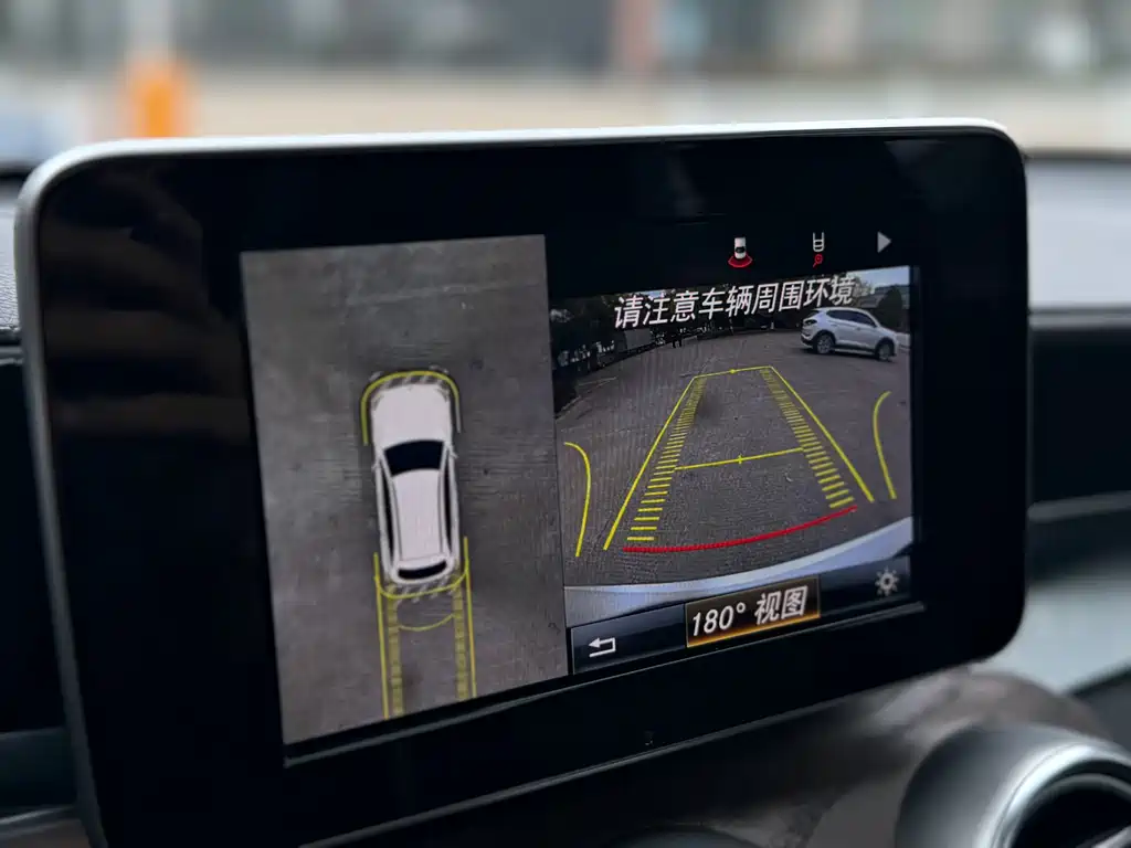 Mercedes-Benz GLC 2016 GLC 300 4MATIC Dynamic купить на сайте DeffCars