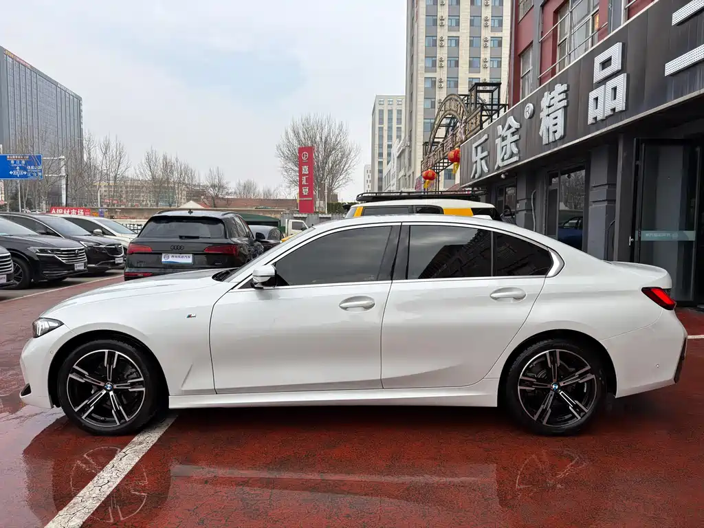 BMW 3 Series 2024 325i M Sports Package купить на сайте DeffCars