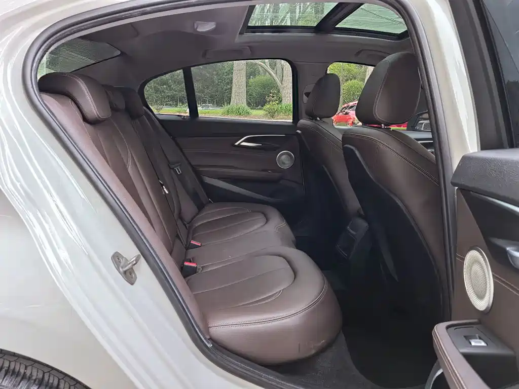 BMW 1 Series 2023 125i M Sports Night Edition купить на сайте DeffCars
