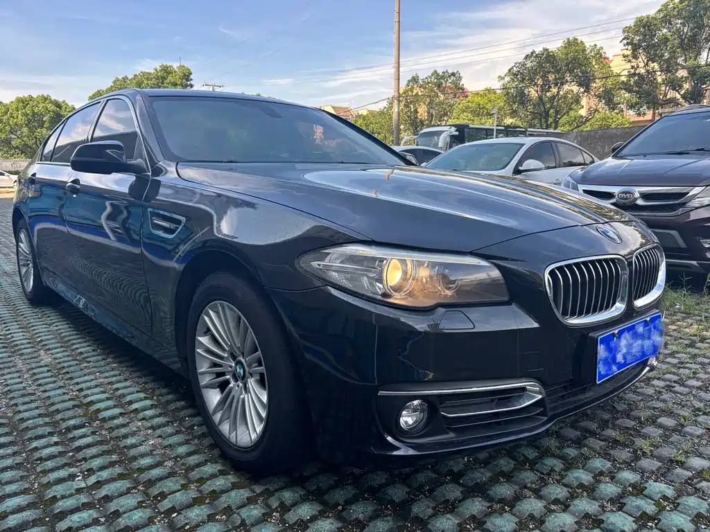 BMW 5 Series 2014 525Li Leading Model купить на сайте DeffCars