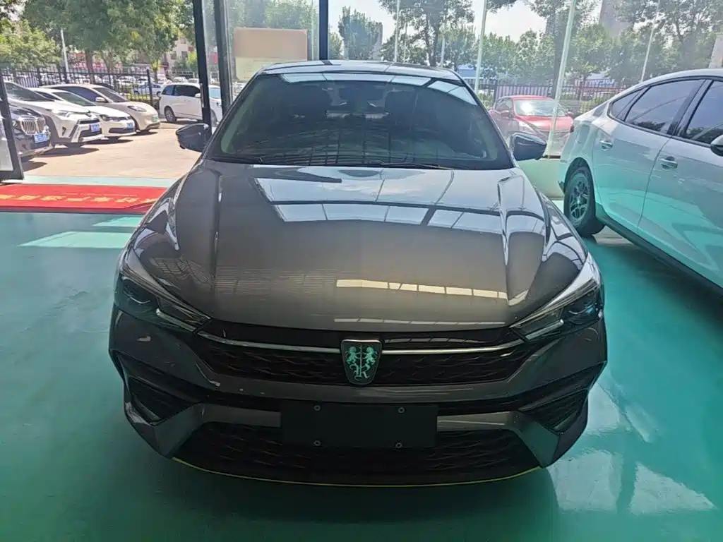 Roewe i5 2021 Modified 1.5L CVT Diamond Edition купить на сайте DeffCars