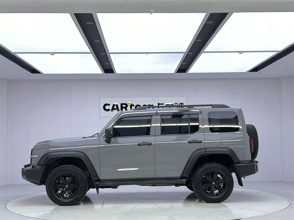 Tank 300 2021 Off-Road Version 2.0T Conqueror купить на сайте DeffCars
