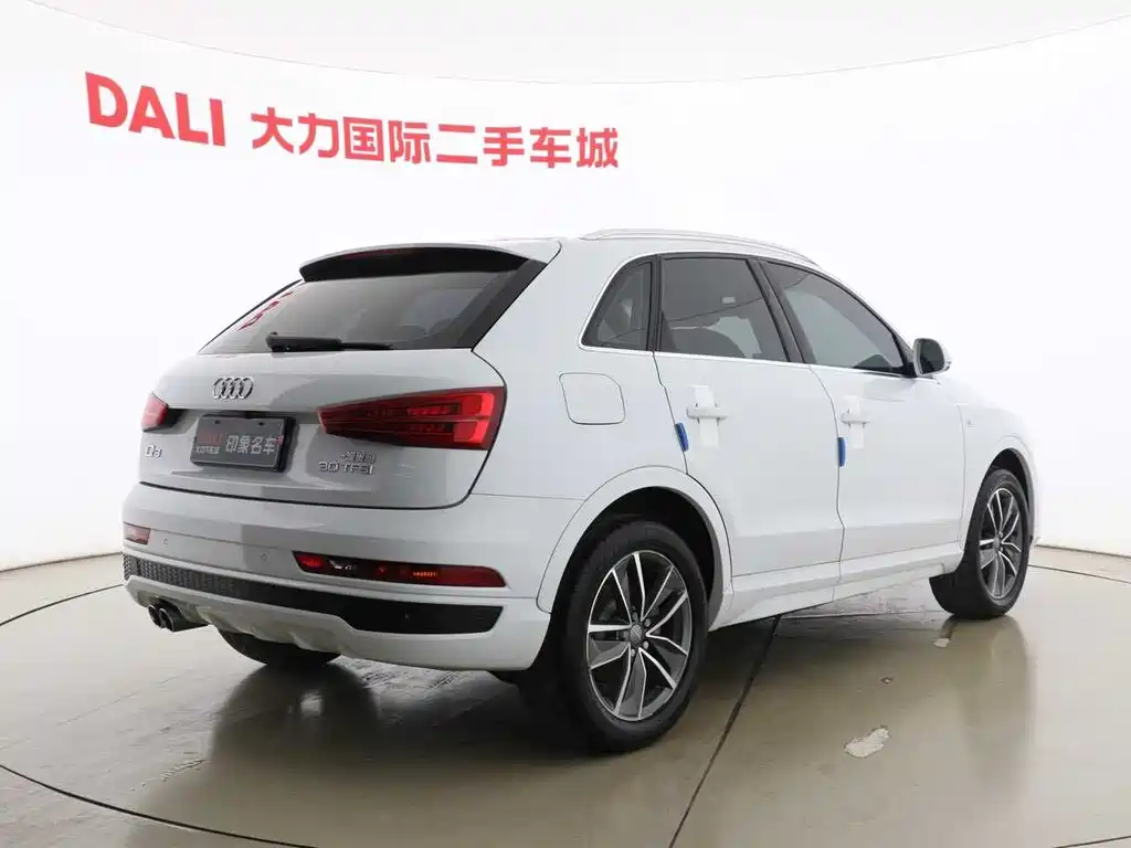 Audi Q3 2018 30 TFSI Fashionable Collection Edition купить на сайте DeffCars