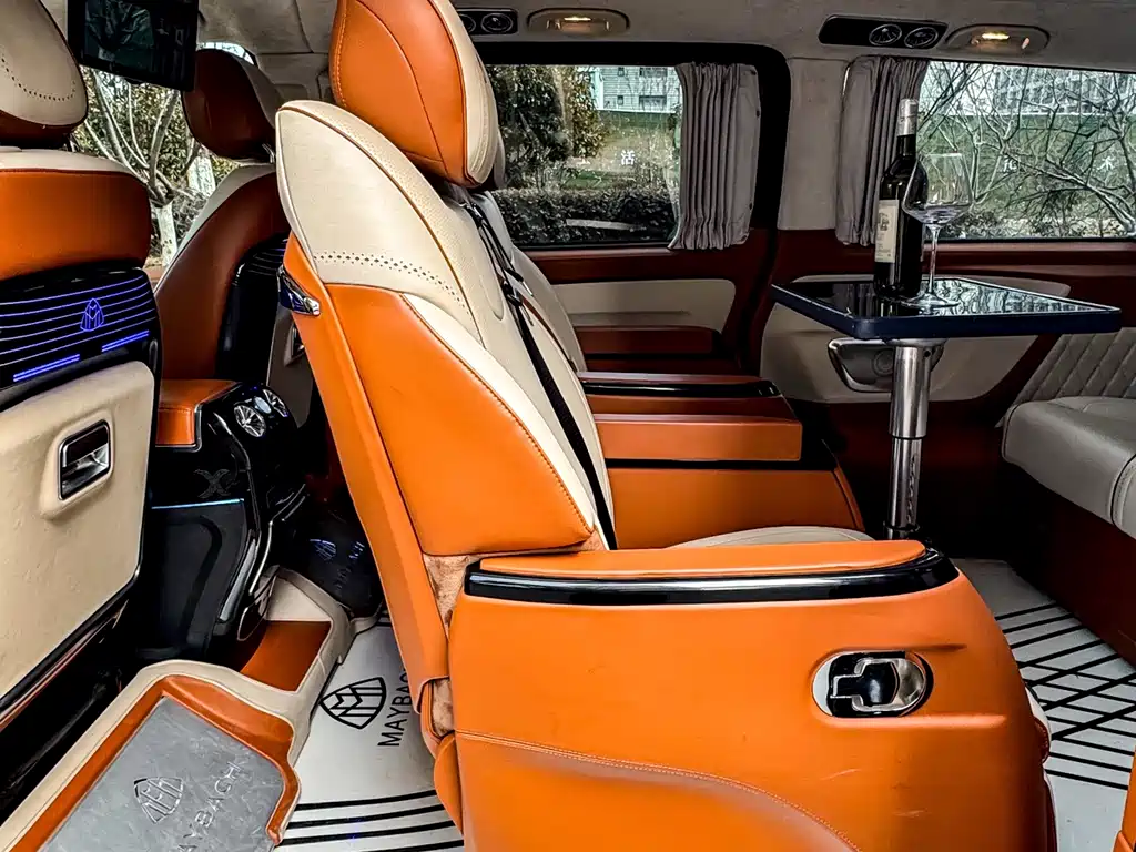 Vito 2023 2.0T Business Edition 7 seats купить на сайте DeffCars
