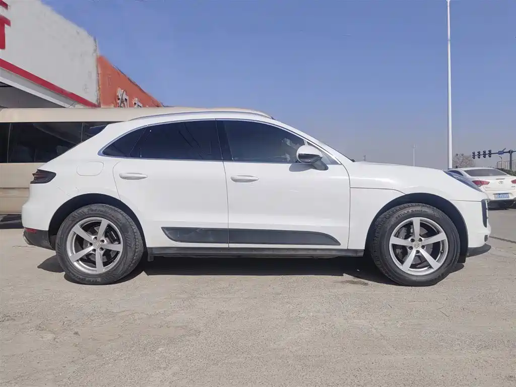 Macan 2020 Macan 2.0T купить на сайте DeffCars