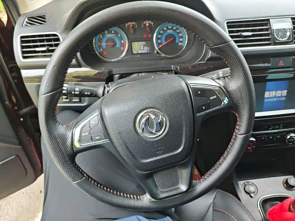 Fengguang 370 2016 1.5L manual exclusive type 7 seats купить на сайте DeffCars