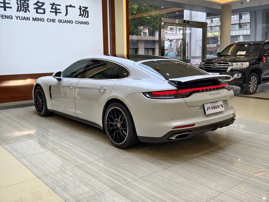 Panamera 2022 Panamera 4 Executive Extended Platinum Edition 2.9T купить на сайте DeffCars
