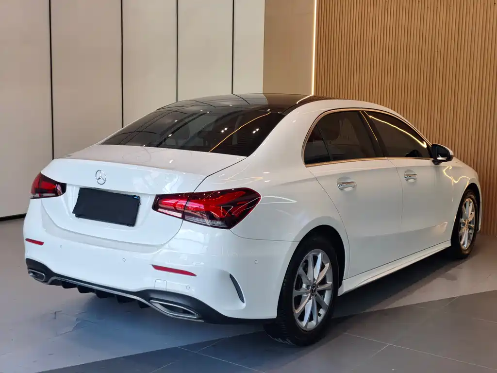 Mercedes-Benz A-Class 2020 Facelift A 200 L Sports Sedan Fashionable купить на сайте DeffCars