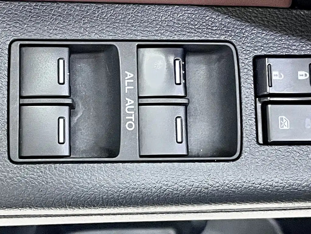 Alison 2019 2.0L Hybrid Extreme Edition купить на сайте DeffCars