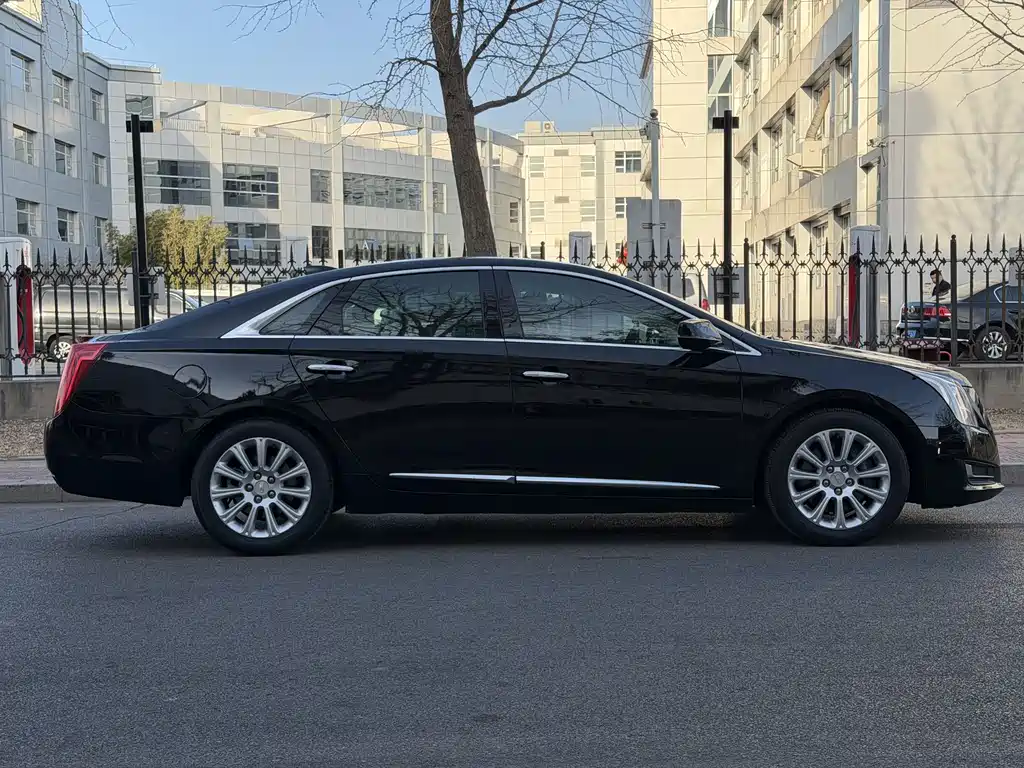 Cadillac XTS 2017 28T Elite купить на сайте DeffCars