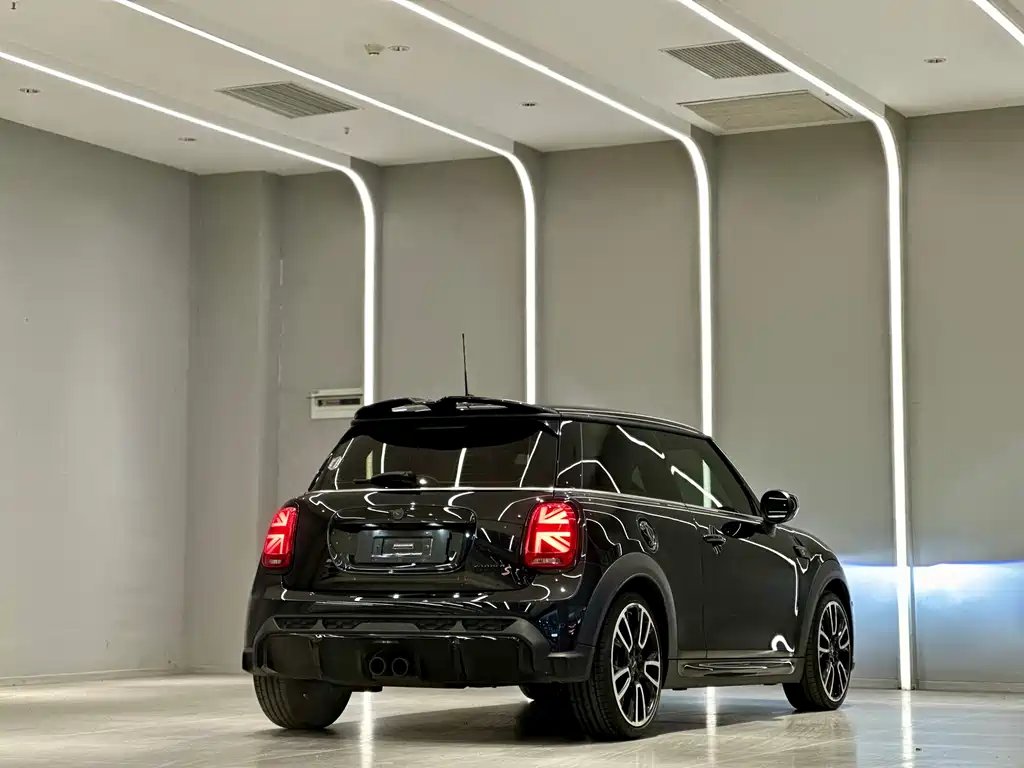 MINI 2023 facelift 2.0T COOPER S racing driver купить на сайте DeffCars