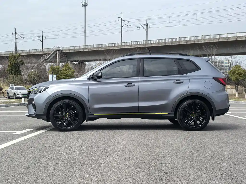 Roewe RX5 2021 PLUS 300TGI automatic Ali national trend flagship Ronglin version купить на сайте DeffCars