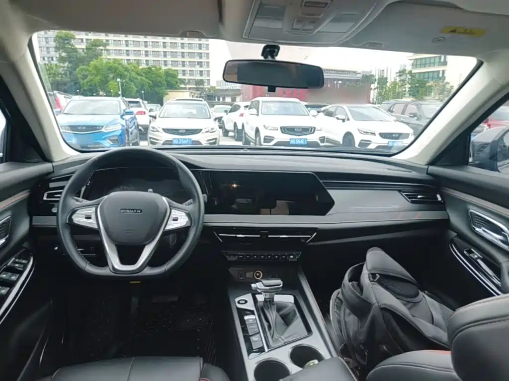 Changan Auchan X7 PLUS 2022 1.5T Blue Whale Edition Automatic Premium Model купить на сайте DeffCars