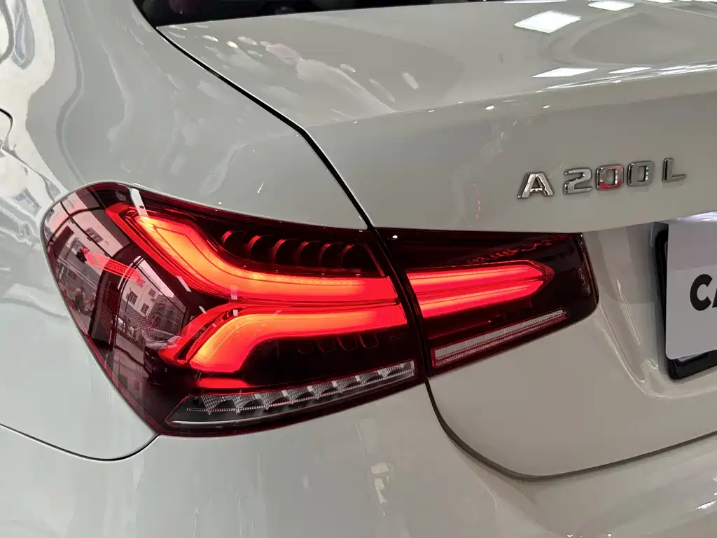 Mercedes-Benz A-Class 2022 A 200 L Sports Sedan Fashionable купить на сайте DeffCars
